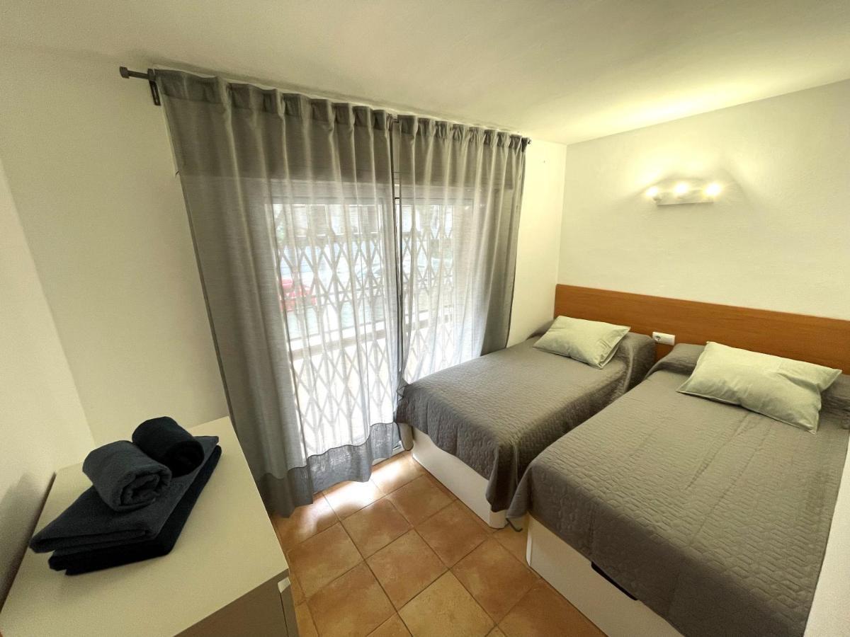 Apartamento Tortosa Salou Bagian luar foto