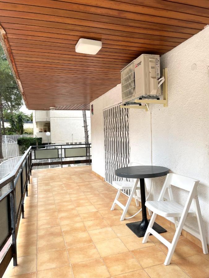 Apartamento Tortosa Salou Bagian luar foto